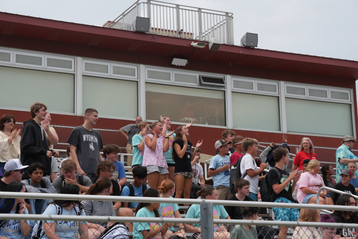 students cheering