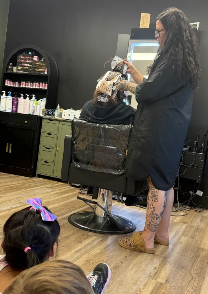 Students learning at Live to Dye Salon