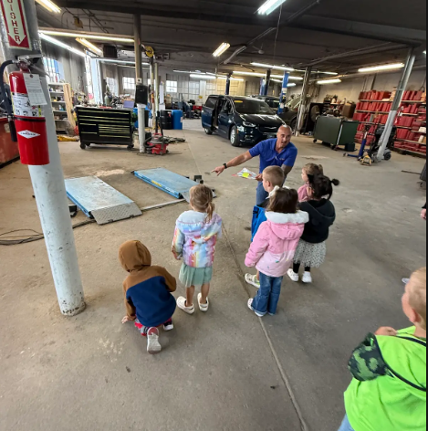 Students learning at Twin Rivers Ford