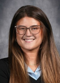 Shelby Stapaules